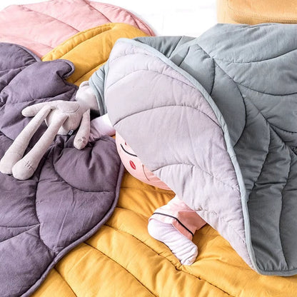 tapis eveil bebe feuille pin